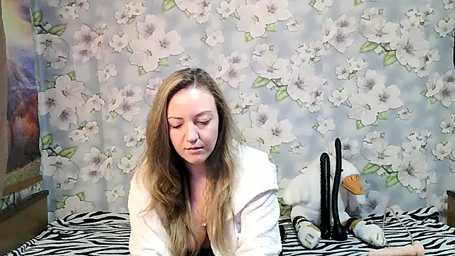 KattyLuuu online show from September 19, 8:53 pm