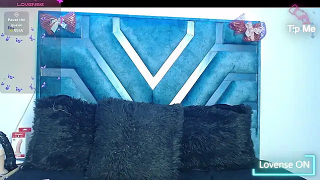 Roxan Fox- online show from January 3, 6:01 am