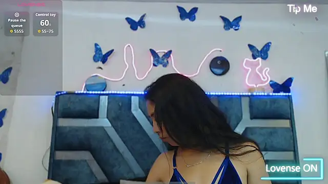 Roxan Fox- online show from October 2, 2:40 am