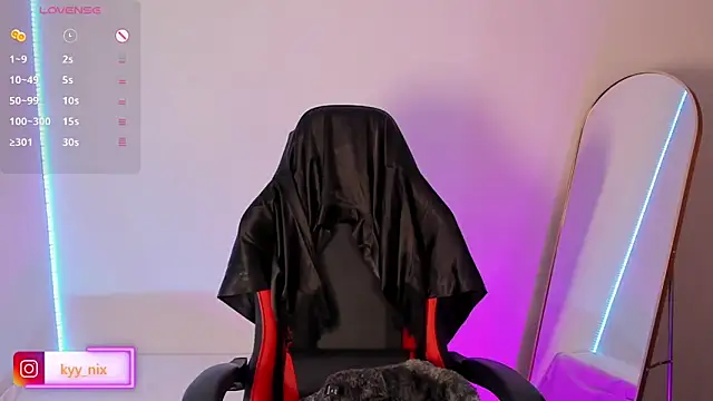 nix  kyy online show from October 7, 5:48 am