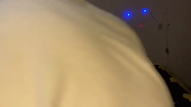 AzallandRoom online show from January 9, 7:08 pm