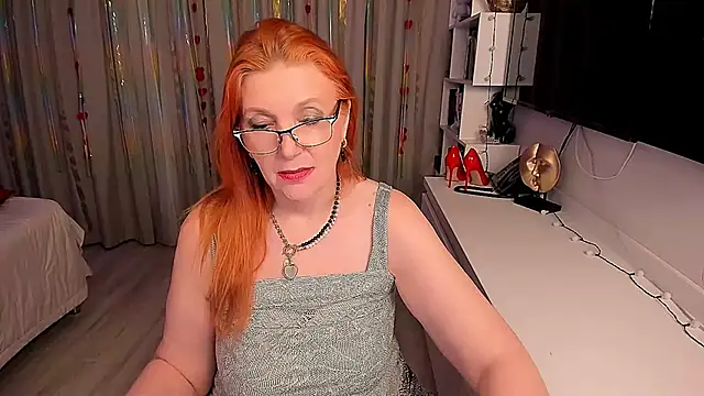 Snapshot of Fire-Fox-One chatting on March 12, 7:49 pm Fire-Fox-One online show from March 12, 7:49 pm