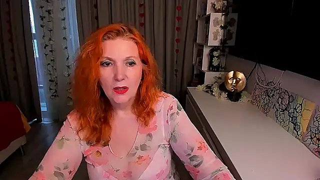 Snapshot of Fire-Fox-One chatting on September 13, 2:50 pm Fire-Fox-One online show from September 13, 2:50 pm