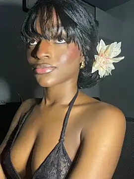 Zizi-campbel online show from January 29, 4:58 am