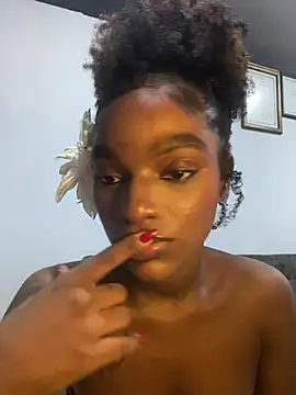 Zizi-campbel online show from February 13, 11:17 am