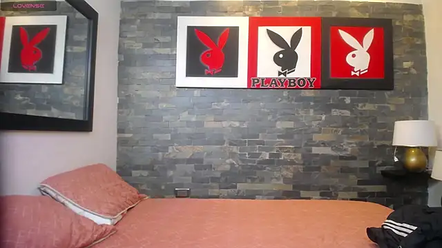 Snapshot of Gurvinder_1 chatting on March 7, 12:23 pm Gurvinder 1 online show from March 7, 12:23 pm