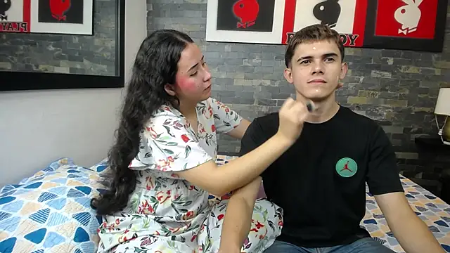 Snapshot of Gurvinder_1 chatting on March 13, 11:30 am Gurvinder 1 online show from March 13, 11:30 am