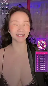 Snapshot of baobaomiqi_linger chatting on September 22, 4:53 pm baobaomiqi linger online show from September 22, 4:53 pm