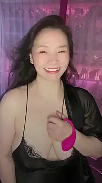 Snapshot of baobaomiqi_linger chatting on September 24, 4:32 pm baobaomiqi linger online show from September 24, 4:32 pm