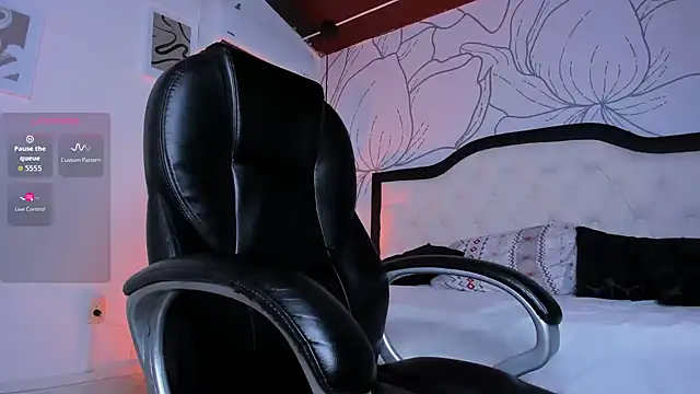 Samir bear online show from October 16, 1:45 pm