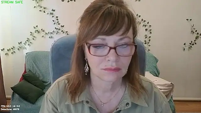 Miss Moren online show from August 2, 5:17 am