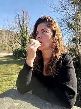 sansan2411 online show from February 25, 1:21 pm