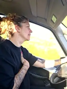 sansan2411 online show from April 8, 4:51 pm