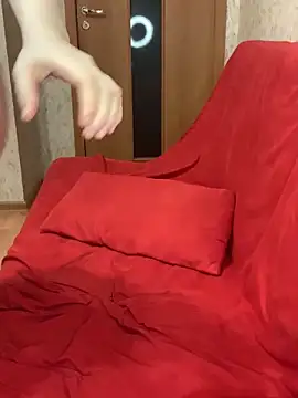 Snapshot of Sweet_white_chocolate chatting on February 12, 8:49 am Sweet white chocolate online show from February 12, 8:49 am