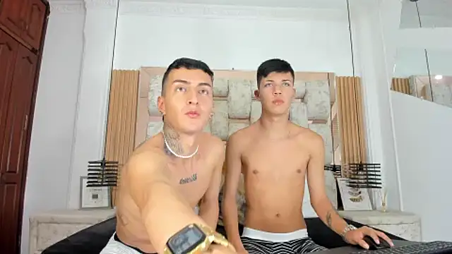 Snapshot of Angel_xxx chatting on January 18, 8:19 pm Angel xxx online show from January 18, 8:19 pm