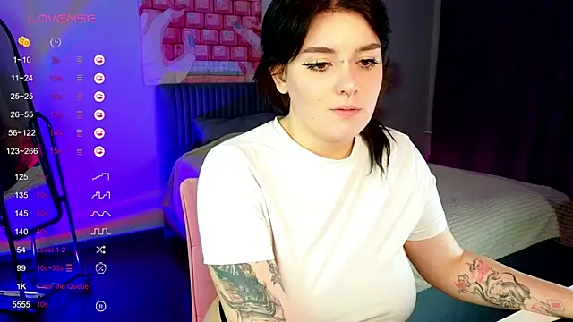 YumiYammy online show from January 20, 1:39 am