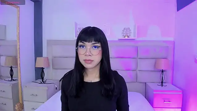 RoseCassie online show from February 13, 12:32 pm