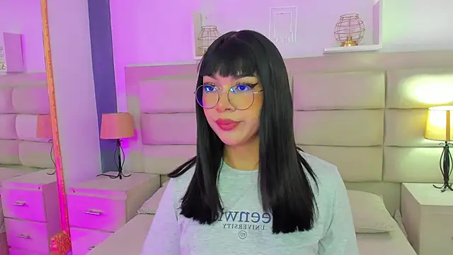 RoseCassie online show from February 20, 1:19 pm