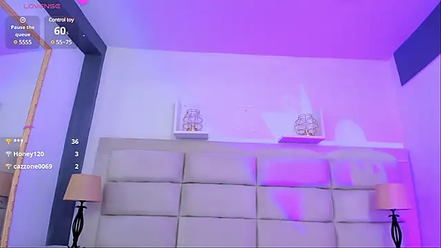 RoseCassie online show from March 7, 7:27 pm