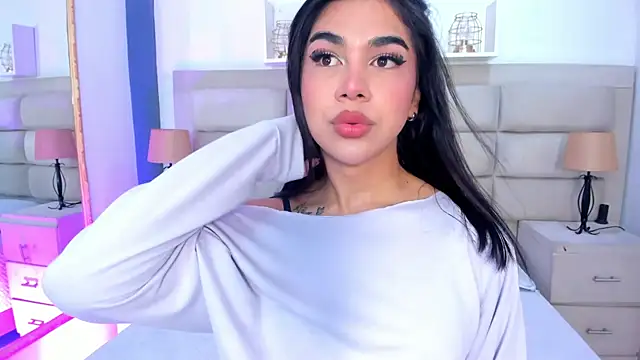 RoseCassie online show from September 26, 1:15 pm