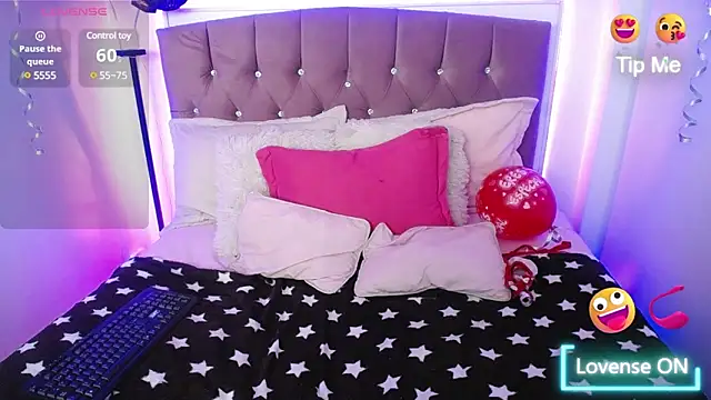 mia collens online show from February 16, 1:14 am