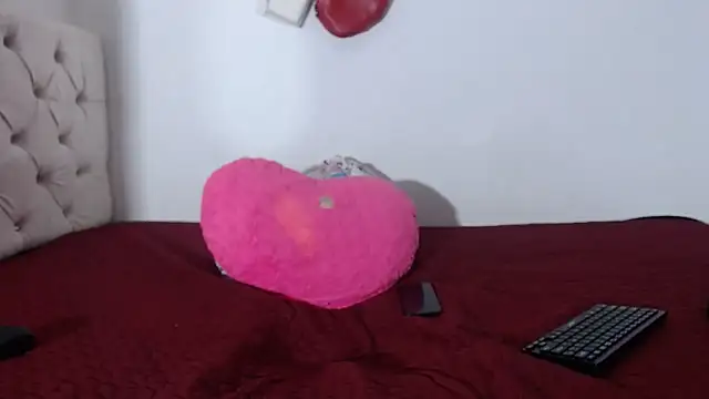 evaFiore online show from January 28, 4:08 am