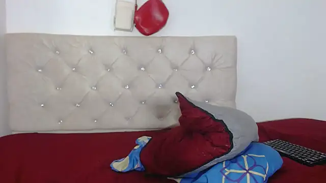 evaFiore online show from February 21, 7:43 pm