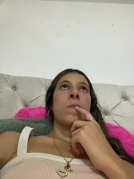 evaFiore online show from March 16, 8:43 pm