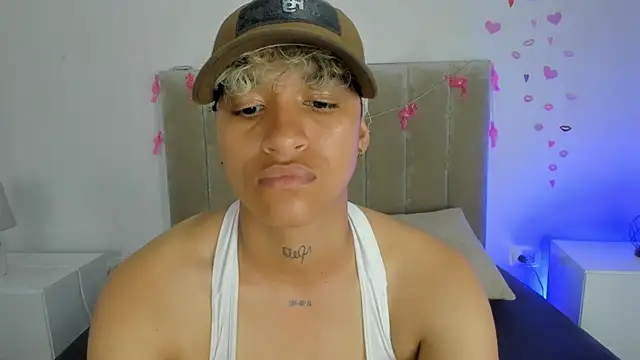 Dominick jones online show from February 1, 10:55 pm