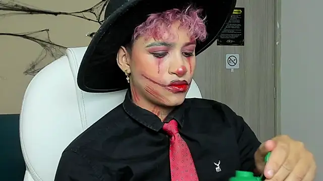 Dominick jones online show from October 12, 4:22 am