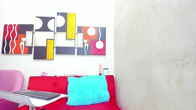 Mariana 16  online show from March 14, 8:28 pm