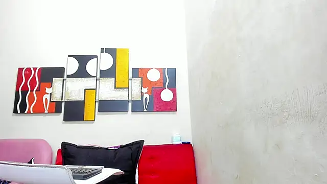 Mariana 16  online show from March 21, 11:45 pm