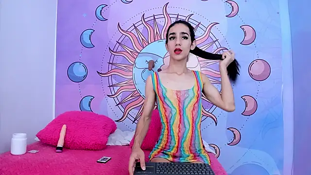 Mariana 16  online show from November 14, 2:05 pm