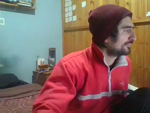 Snapshot of italianbighorse22 chatting on July 7, 4:04 am italianbighorse22 online show from July 7, 4:04 am