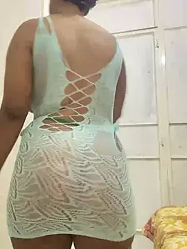 Snapshot of beverlyxxxx chatting on January 10, 7:43 pm beverlyxxxx online show from January 10, 7:43 pm