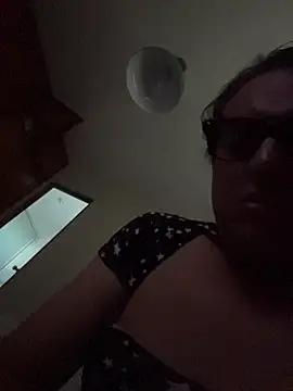 NikkelSofia online show from October 24, 10:50 pm