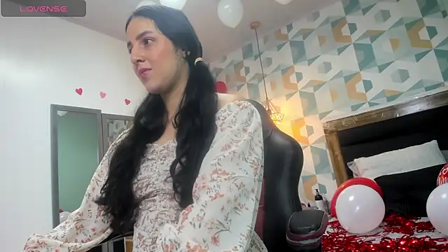 ARYAMORGAN1 online show from February 14, 12:36 pm