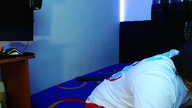 miia-liiam online show from January 11, 6:51 am