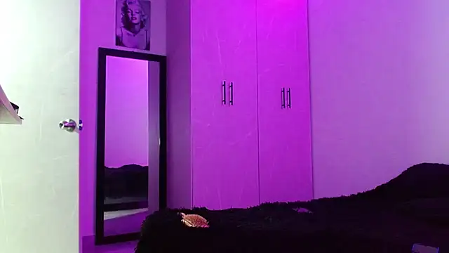 miia-liiam online show from March 6, 5:59 am