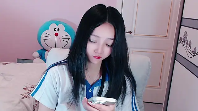 xiao-xiao-D online show from March 4, 12:01 pm