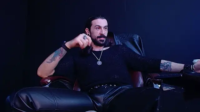 AxelColton online show from October 31, 11:33 am