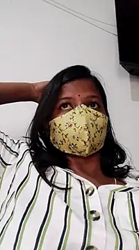 Snapshot of Tamil_Sanjana_ chatting on January 5, 12:21 pm Tamil Sanjana  online show from January 5, 12:21 pm