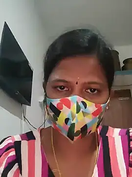 Snapshot of Tamil_Sanjana_ chatting on February 6, 1:32 pm Tamil Sanjana  online show from February 6, 1:32 pm
