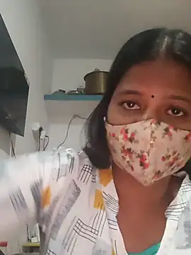Snapshot of Tamil_Sanjana_ chatting on February 16, 2:10 pm Tamil Sanjana  online show from February 16, 2:10 pm