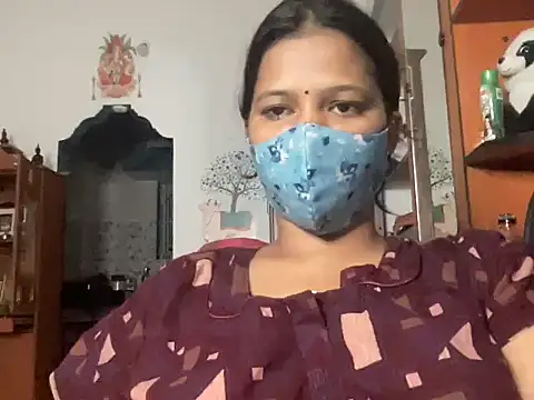 Snapshot of Tamil_Sanjana_ chatting on September 17, 11:28 pm Tamil Sanjana  online show from September 17, 11:28 pm