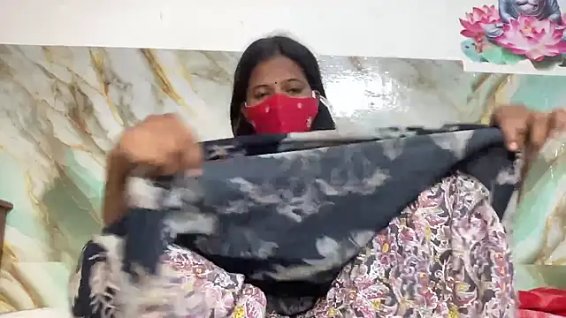 Tamil Sanjana  online show from January 9, 12:57 am