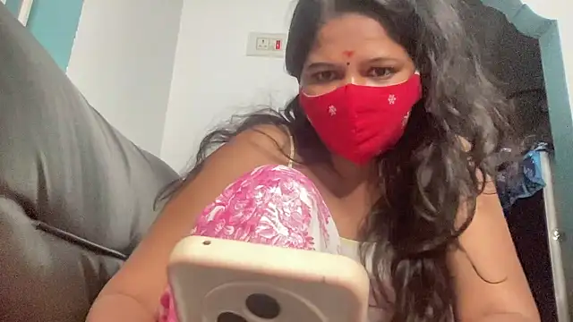 Snapshot of Tamil_Sanjana_ chatting on January 18, 7:50 pm Tamil Sanjana online show from January 18, 7:50 pm