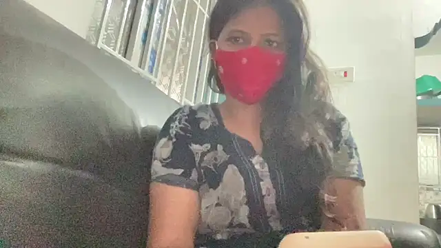 Snapshot of Tamil_Sanjana_ chatting on February 3, 1:26 am Tamil Sanjana online show from February 3, 1:26 am