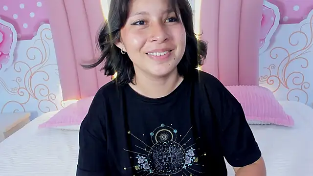 Lily Martinez online show from March 22, 8:29 am