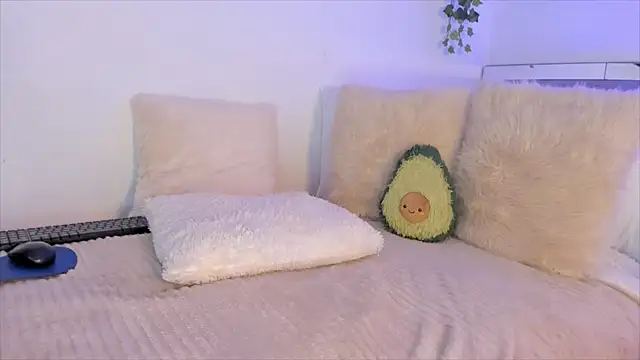 Alissonroses online show from March 15, 8:21 pm